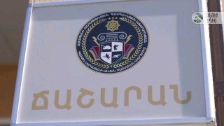 Министр обороны Армении Сурен Папикян в столовой для курсантов в Эребуни (Ереван)