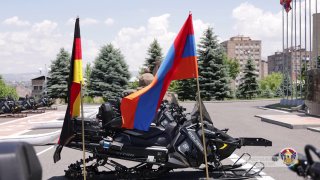 Германия передала Армении 16 снегоходов для армии: что известно о поставке