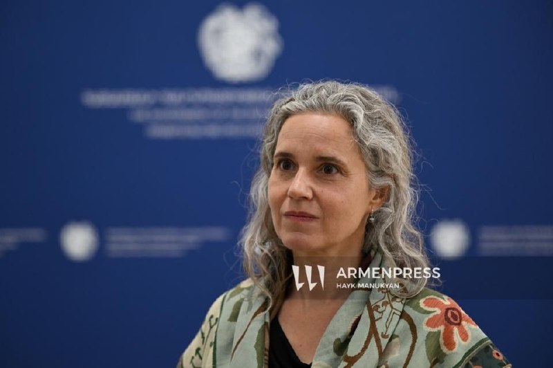 ЕС обсудил с Арменией и Азербайджаном развитие транспортных маршрутов на Южном Кавказе