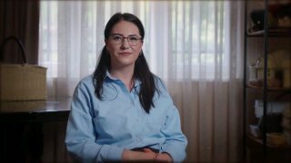 Жительница Эребуни Роза Агаян создаёт декор и аксессуары из переработанной бумаги под брендом «Токун»