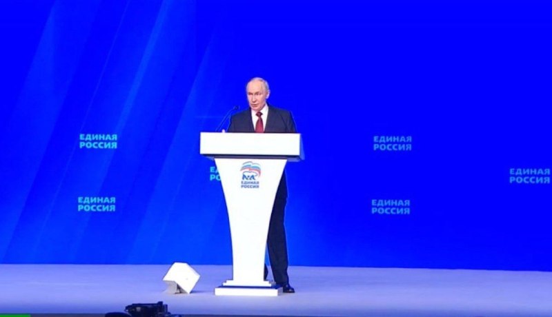 Путин на съезде «Единой России»: Киев отступает, Запад не смог нас победить