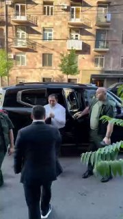 Сурен Папикян встретился с молодежной организацией «Гражданского договора» в Ереване