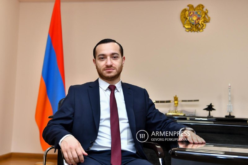 Мхитар Айрапетян покидает пост министра высокотехнологичной промышленности Армении — Пашинян