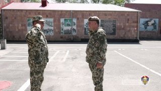 Генерал-лейтенант Эдвард Асрян провёл строевой смотр на Республиканском сборном пункте в Эребуни перед призывом 2026