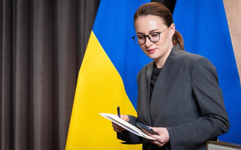 Владимир Зеленский объявляет об отставке премьер-министра Юлии Свириденко, Киев