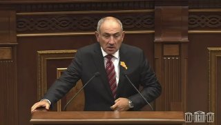 Пашинян назвал фейком тему возвращения 300 тысяч азербайджанцев в Эребуни