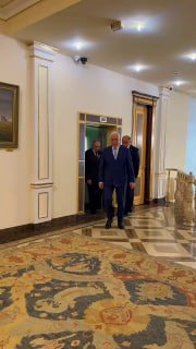 В Эребуни прошла встреча Никола Пашиняна с президентом Ваагном Хачатуряном