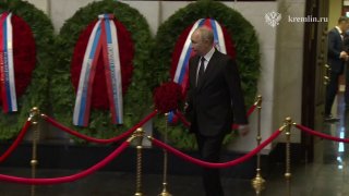 В Эребуни обсуждают прощание Путина с экс-министром обороны РФ Ивановым