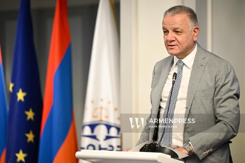 Посол ЕС Василис Марагос высоко оценил реформы правосудия в Еребуни